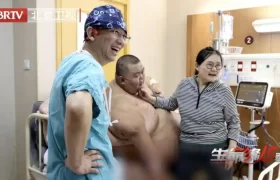 718.8斤男子刷新中国第一胖纪录