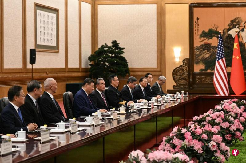 习近平与特朗普会谈时说,台湾问题是中美关系中最重要的问题。(法新社)